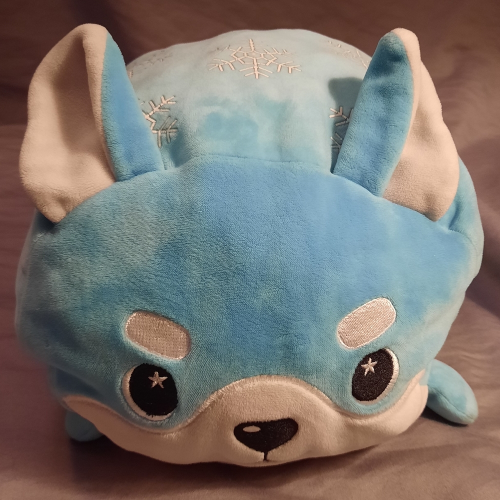 Moosh-Moosh / Blue Pup Pillow with Snowflakes!